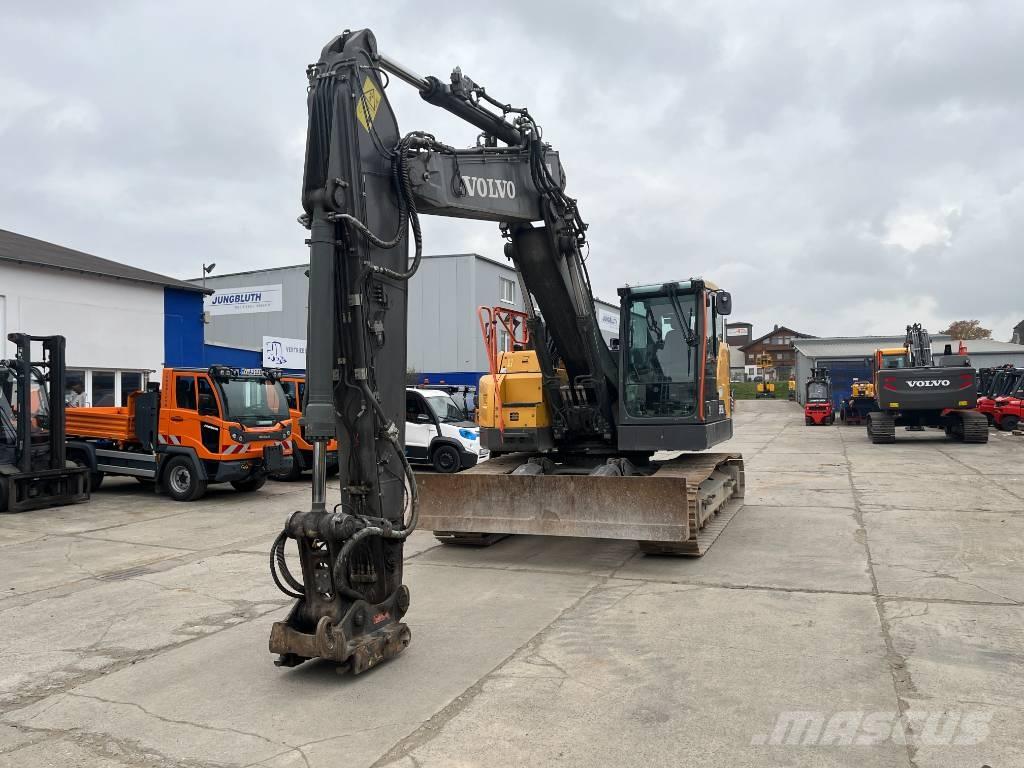 Volvo ECR235EL Excavatoare pe șenile

