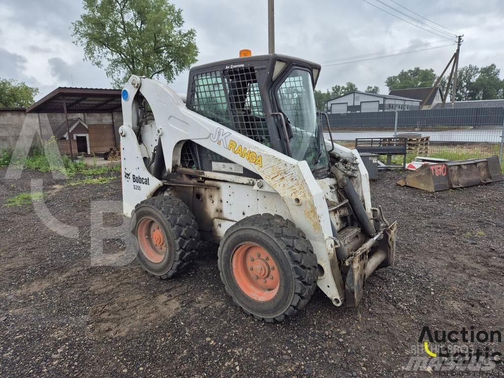 Bobcat S 250 Mini incarcator