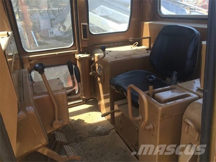 CAT D 6 D Buldozere pe senile