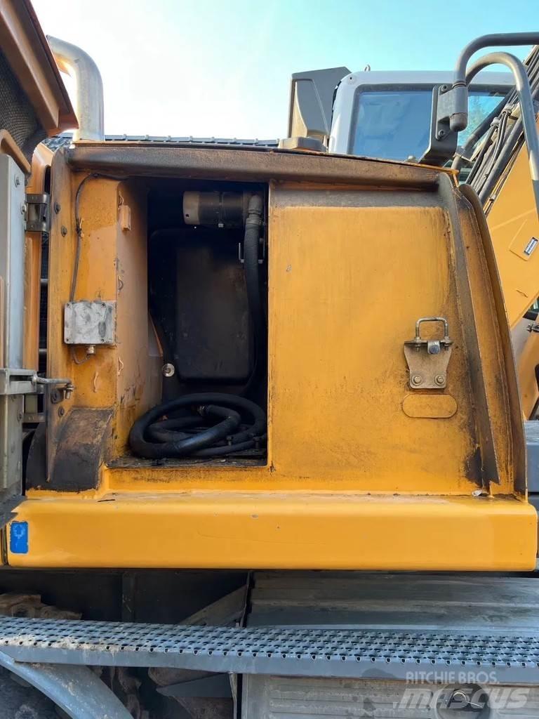 Liebherr A314 Excavatoare cu roti