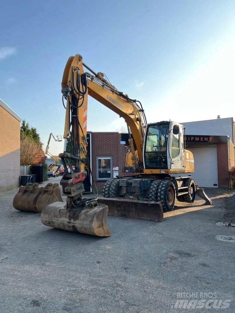 Liebherr A314 Excavatoare cu roti