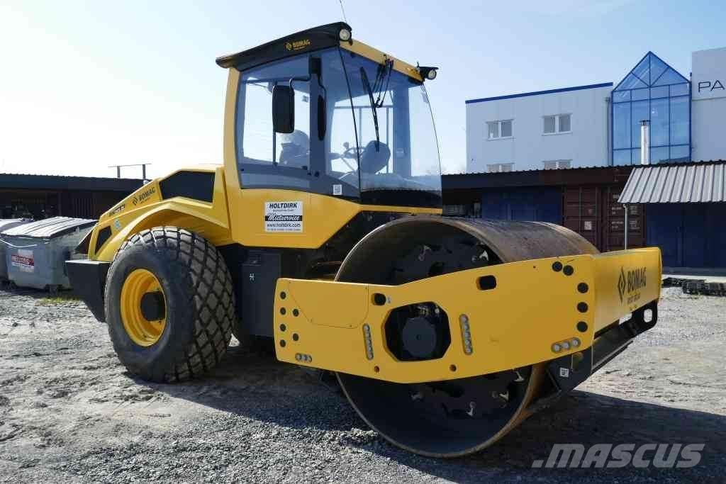 Bomag BW 213 D-5 Compactoare sol