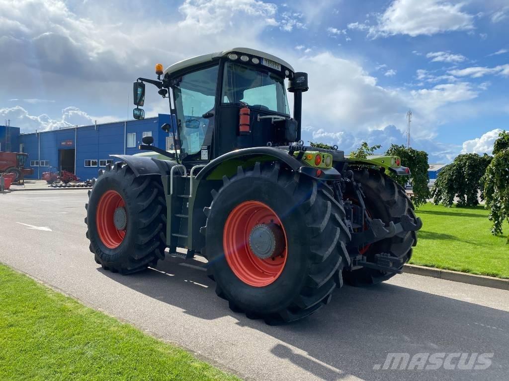CLAAS Xerion 3800 Tractoare