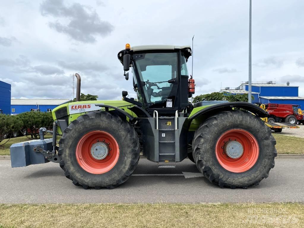 CLAAS Xerion 3800 Tractoare