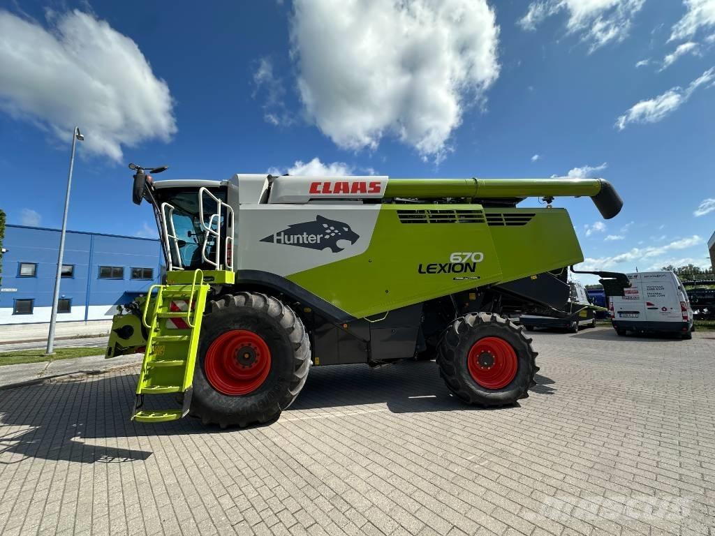 CLAAS Lexion 670 Combine de secerat