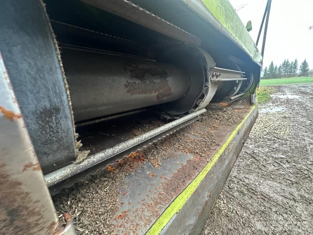 CLAAS Lexion 670 Combine de secerat