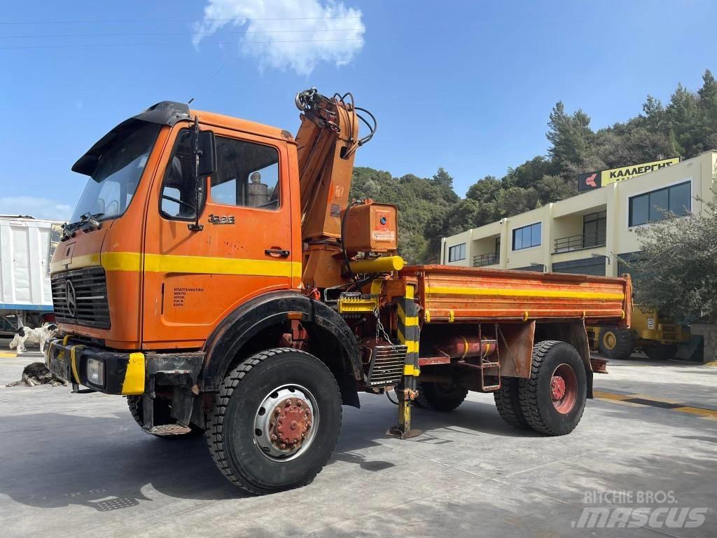 Mercedes-Benz 1626K Camioane cu macara