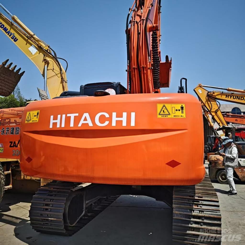 Hitachi ZX 210 Excavatoare pe șenile

