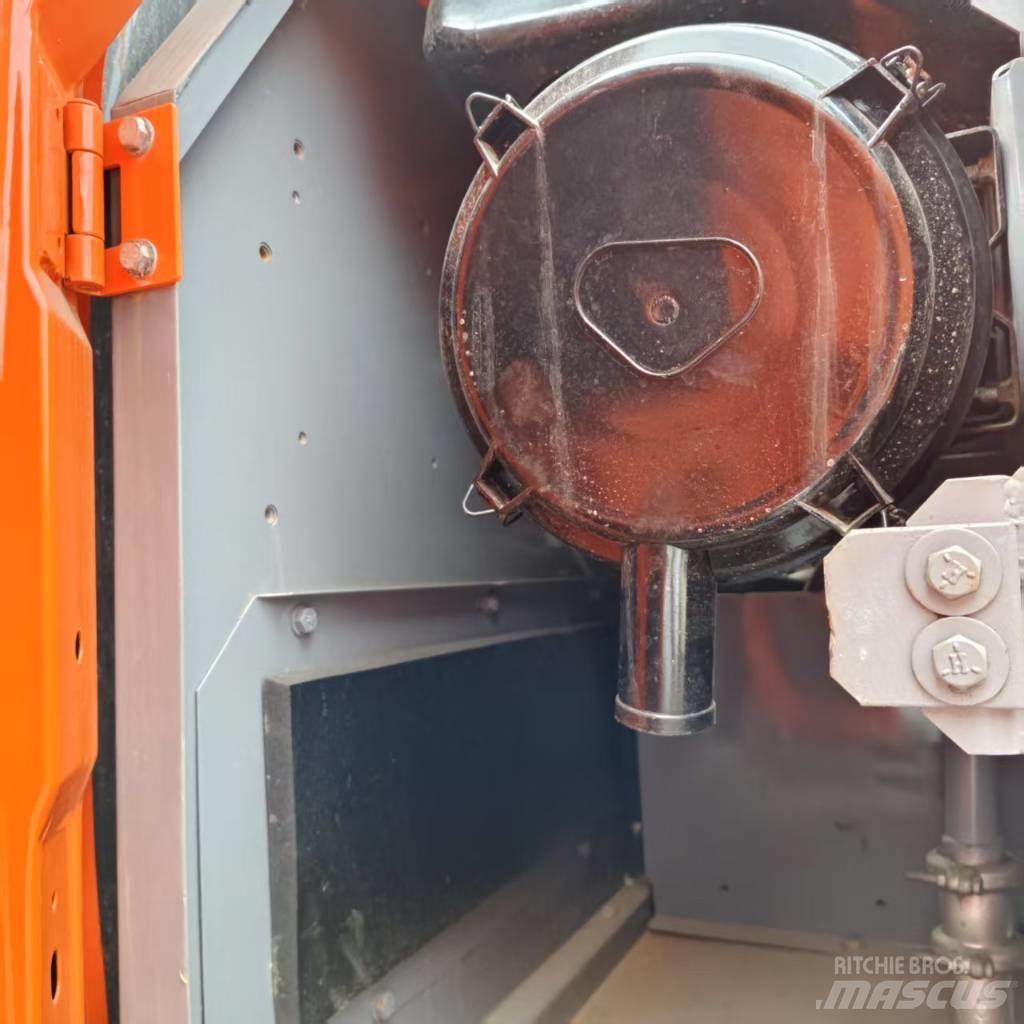 Hitachi ZX 210 Excavatoare pe șenile
