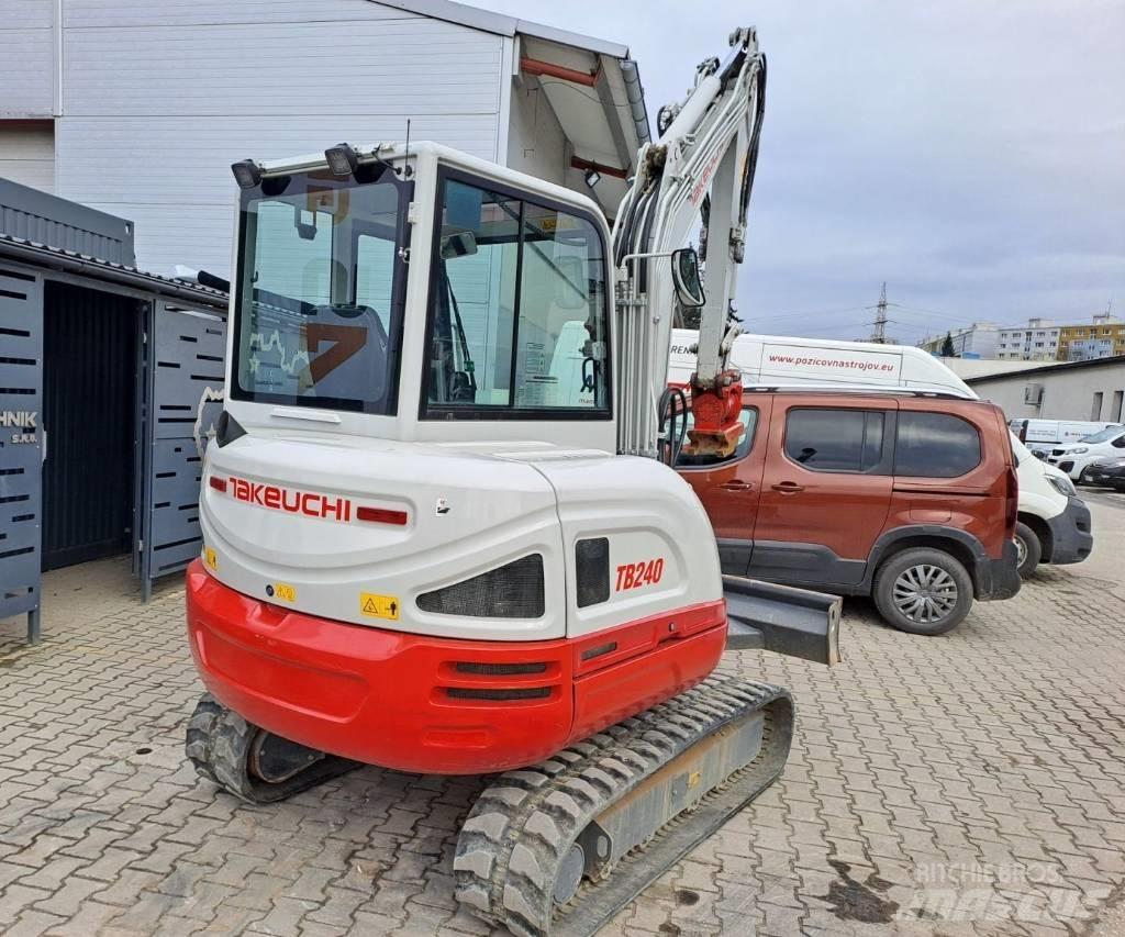 Takeuchi TB 240 Mini excavatoare < 7t