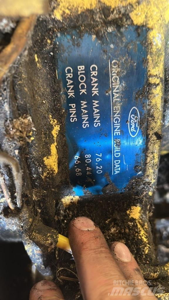 New Holland 8060 Combine de secerat