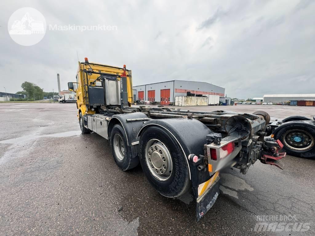 Scania R 420 LB Camion cu carlig de ridicare