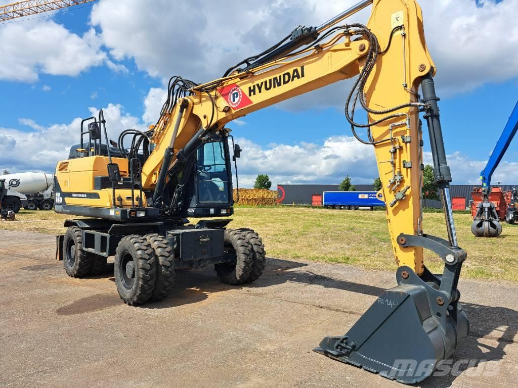 Hyundai HW140 Excavatoare cu roti
