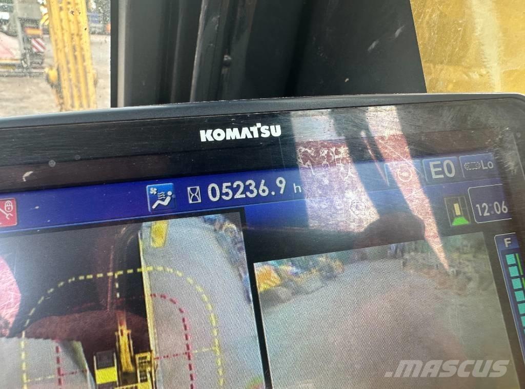 Komatsu PC 210 LC-11 Excavatoare pe șenile
