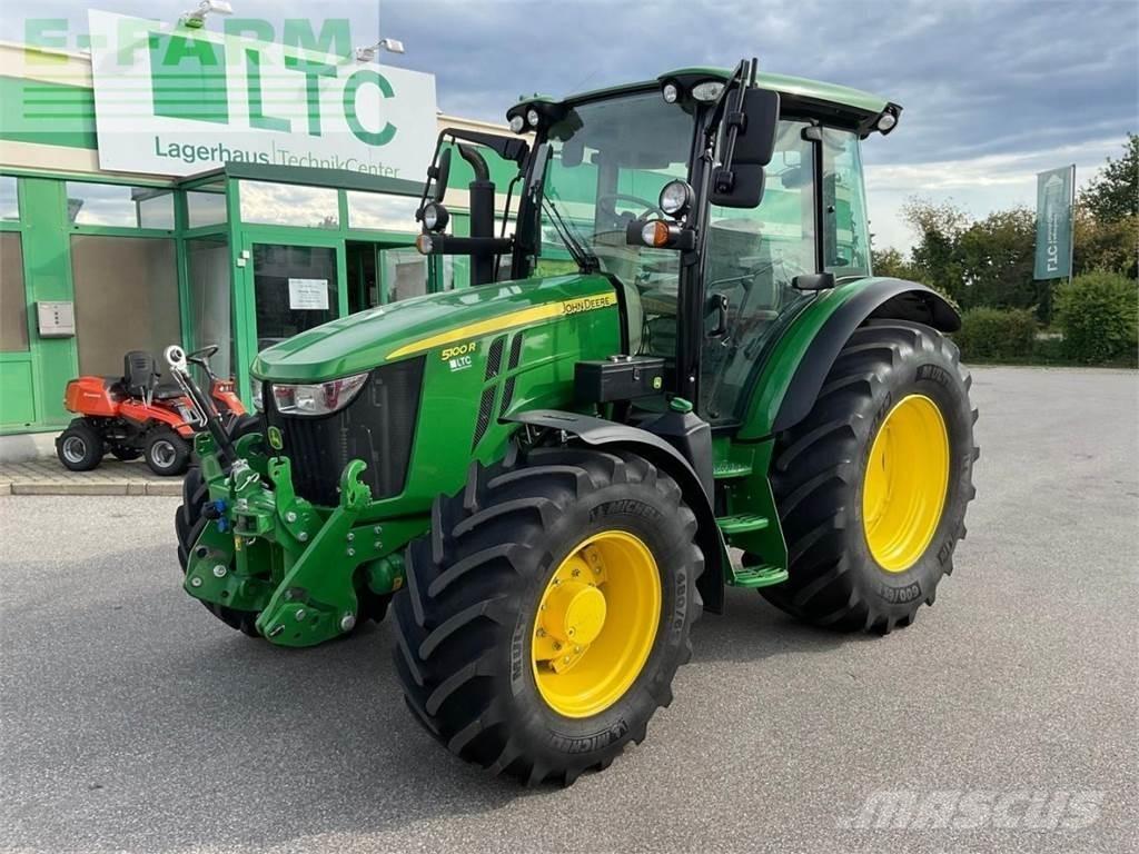 John Deere 5100R Tractoare