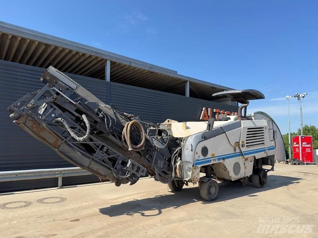 Wirtgen W 100 F Utilaje asfalt cu freze reci