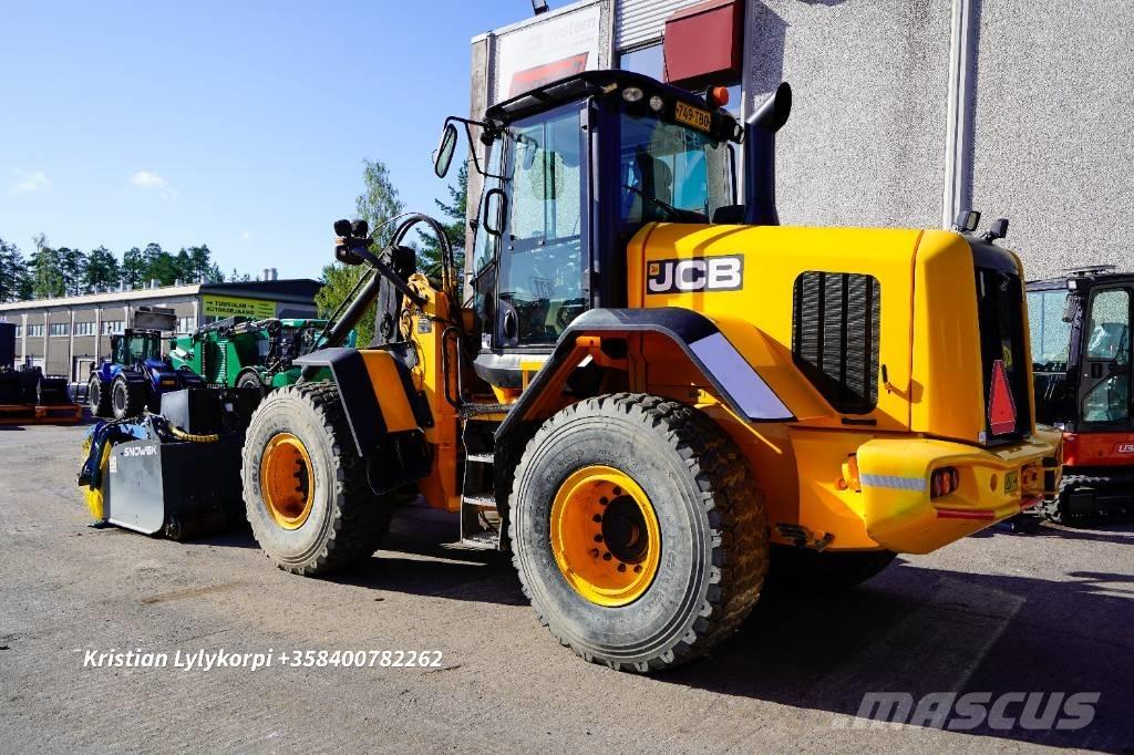 JCB 437HT Incarcator pe pneuri