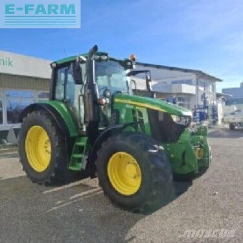 John Deere 6090m Tractoare