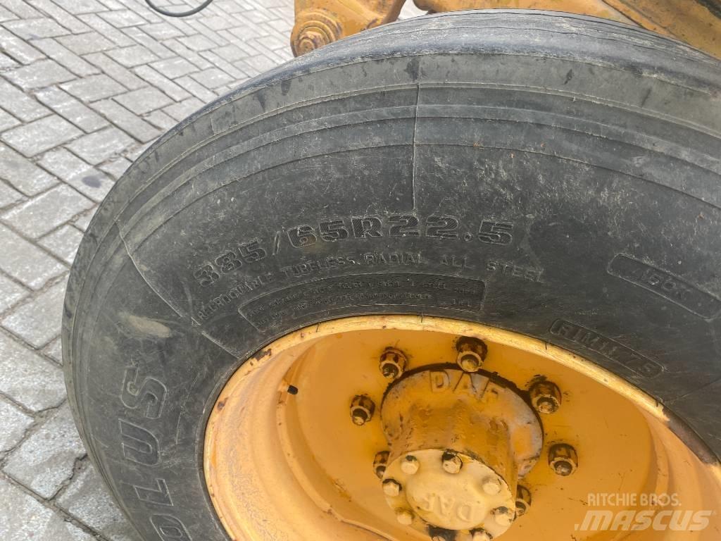  Pole Trailer Remorci usoare