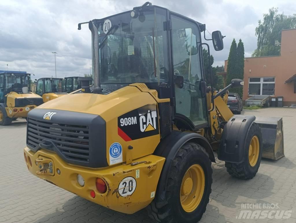 CAT 908M Incarcator pe pneuri