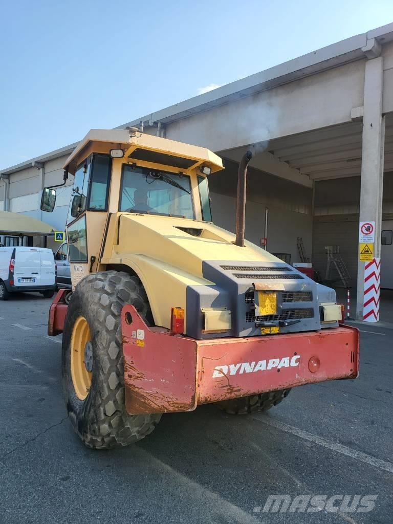 Dynapac CA 302 D Compactoare monocilindrice