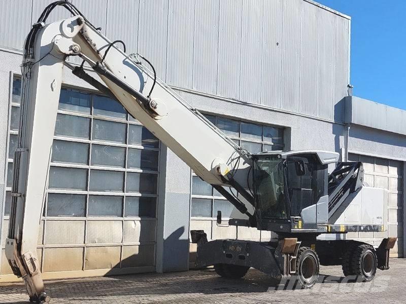 Fuchs MHL 340 F Paleta de manipulare