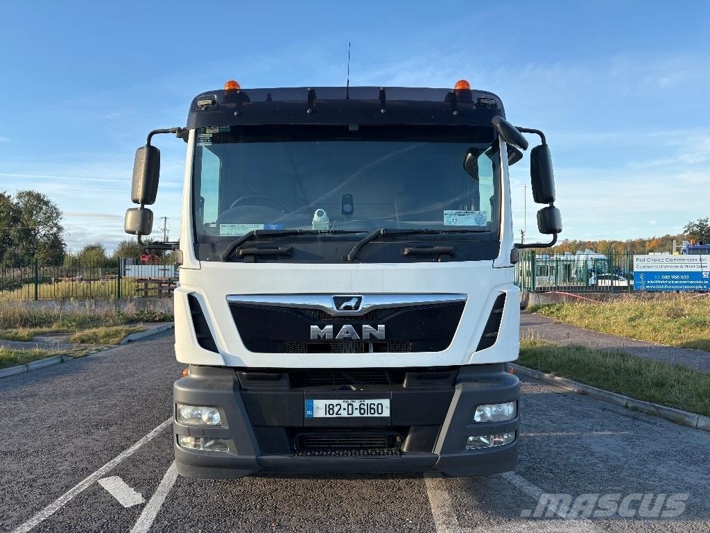 MAN TGM 18.250 Camion cu incarcator