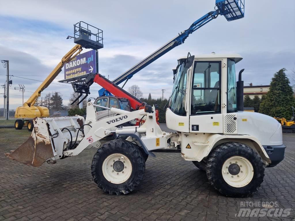 Volvo L 30 B Incarcator pe pneuri