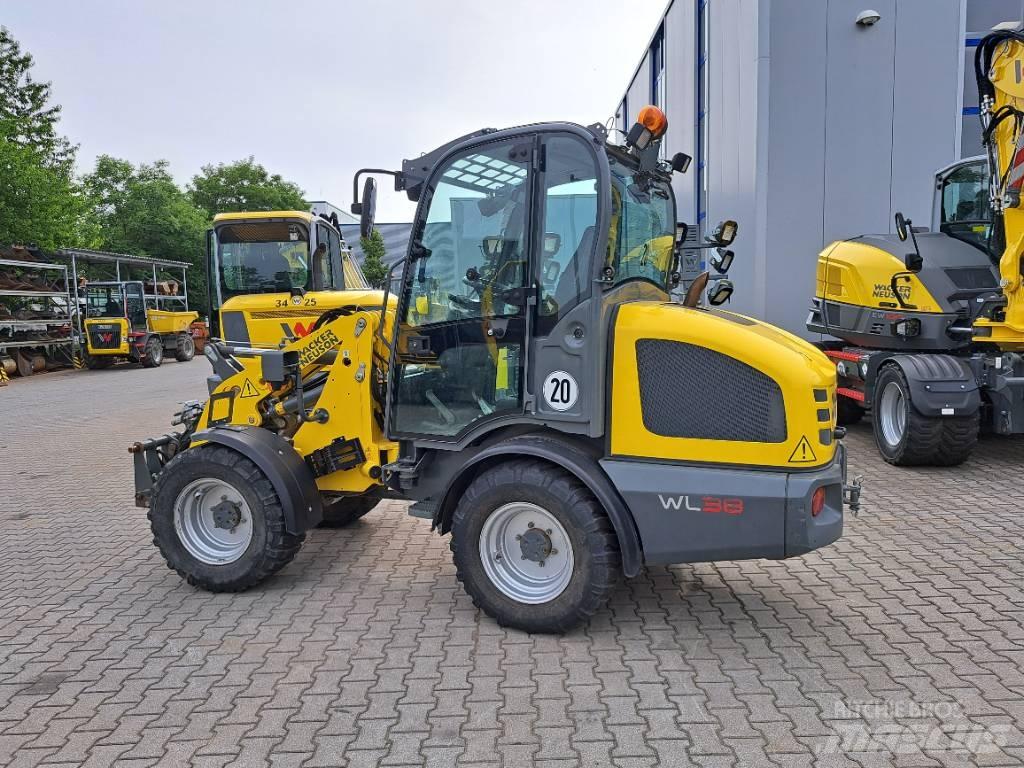 Wacker Neuson WL38 Incarcator pe pneuri