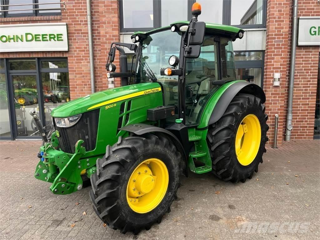John Deere 5100R Tractoare