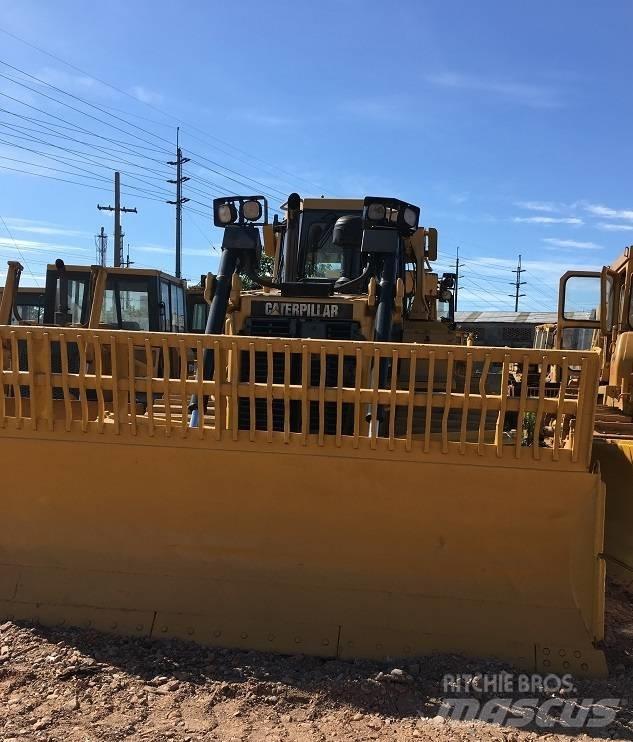 CAT D6R Buldozere pe senile