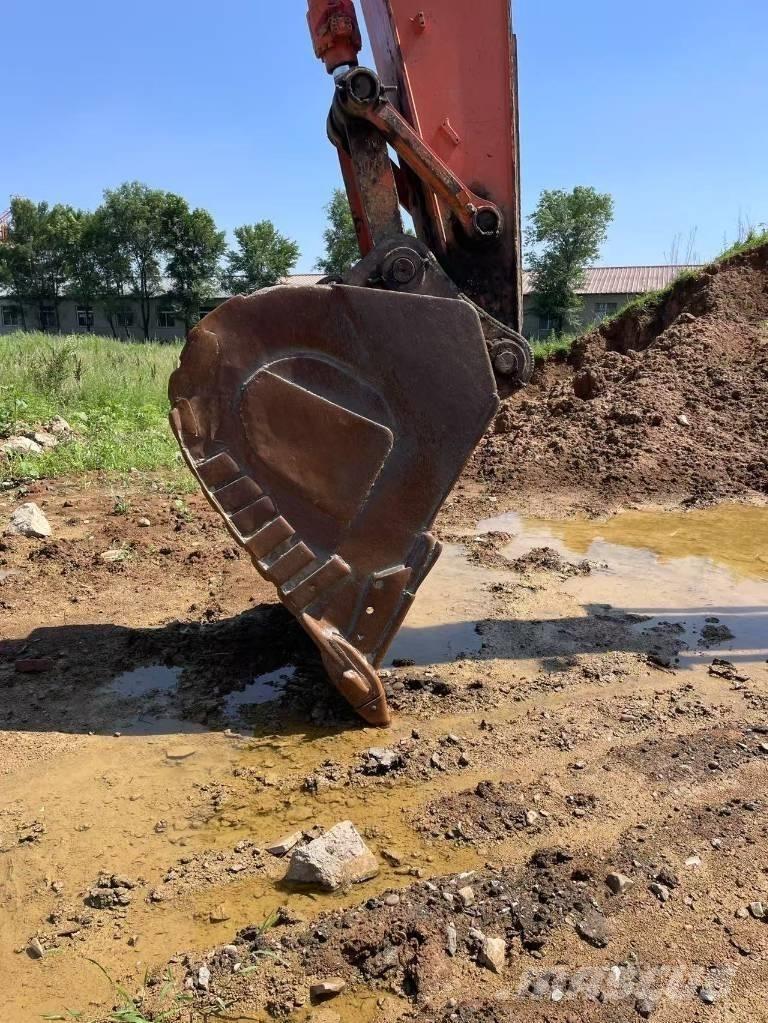 Hitachi ZX 360 Excavatoare pe șenile
