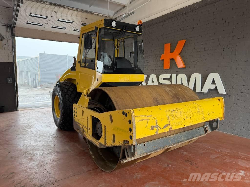 Bomag BW 211 D-4 Compactoare monocilindrice