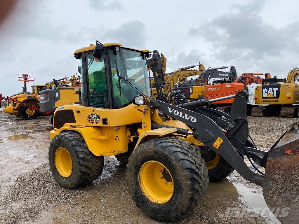 Volvo L 35 G Incarcator pe pneuri
