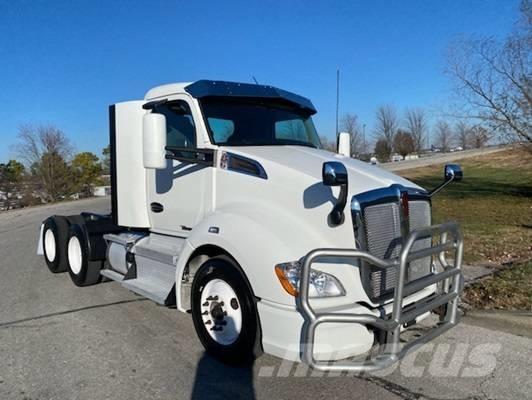 Kenworth T 680 Autotractoare