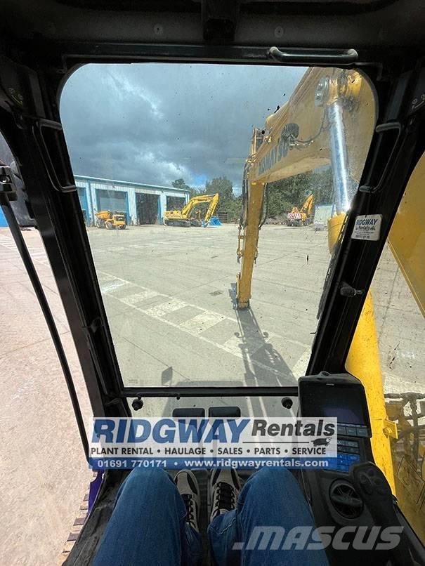 JCB JS 220 LC Excavatoare pe șenile
