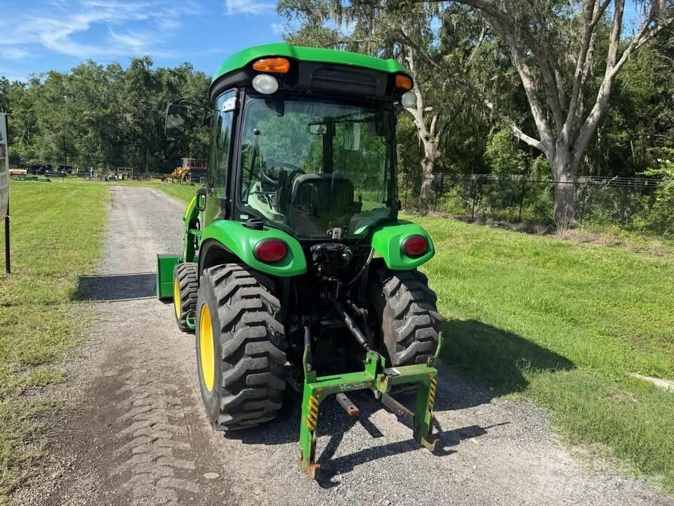 John Deere 3520 Tractoare