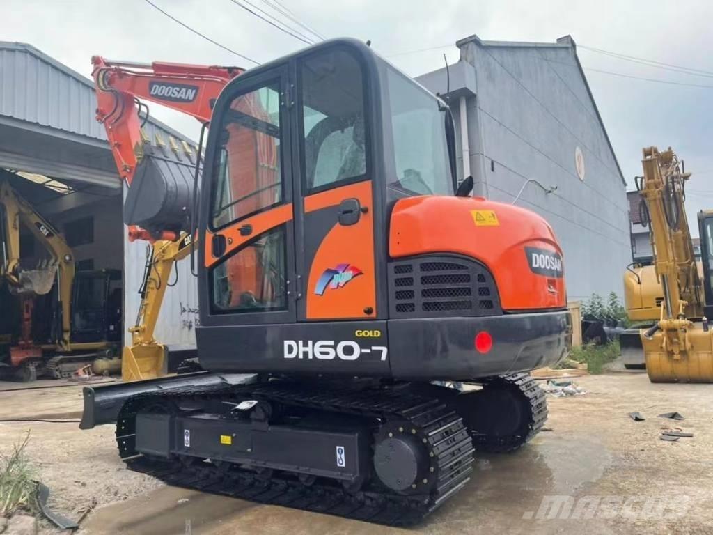Doosan DH 60-7 Mini excavatoare < 7t