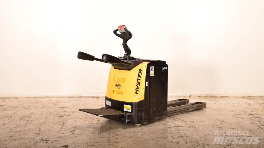 Hyster P3.0S Transpaleta cu platforma