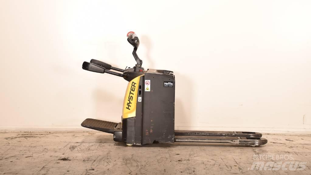 Hyster P3.0S Transpaleta cu platforma