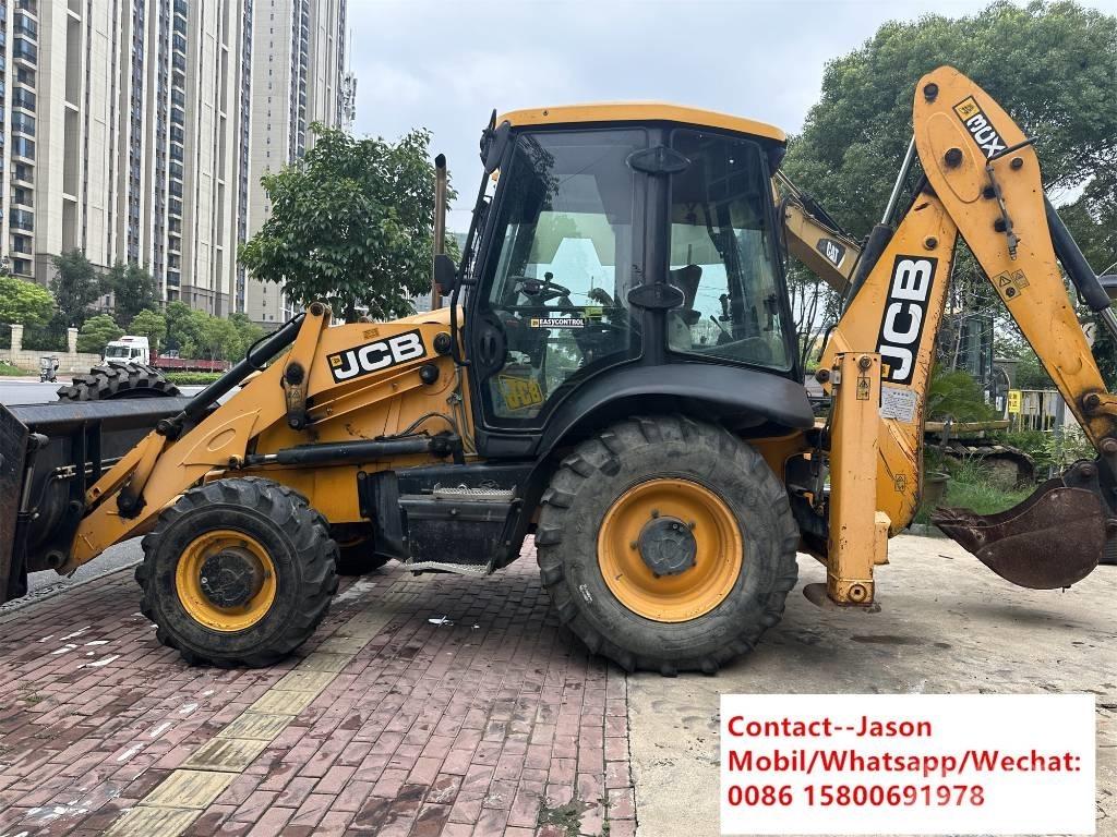 JCB 3 CX 4 T Buldoexcavatoare