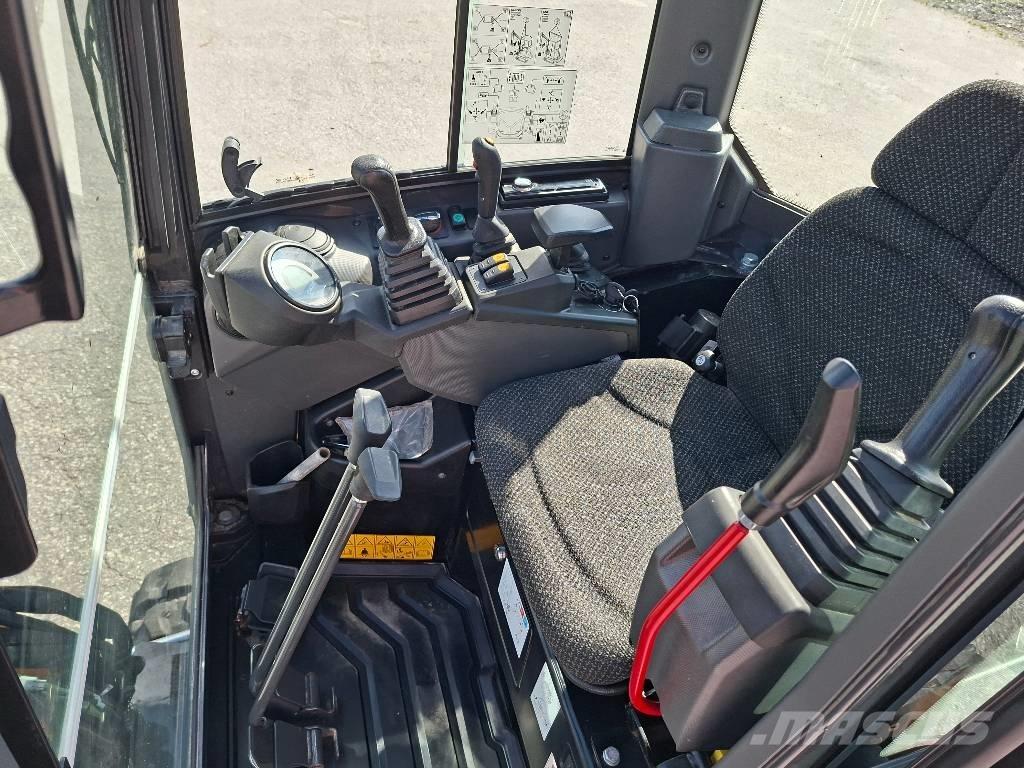 CASE CX 17 D Mini excavatoare < 7t