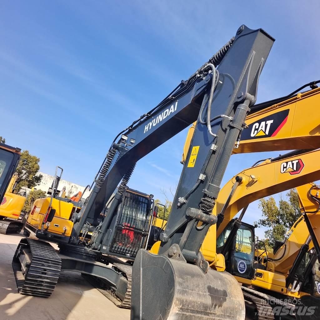 Hyundai 220LC-9S Excavatoare pe șenile
