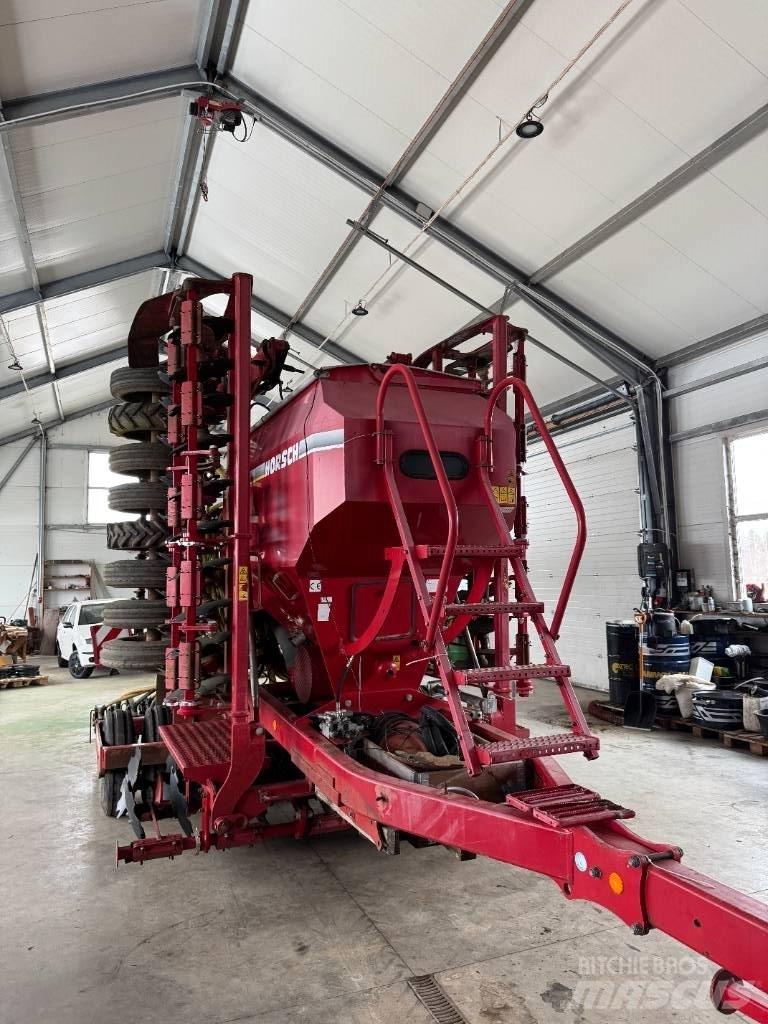 Horsch Pronto 8 DC Perforatoare