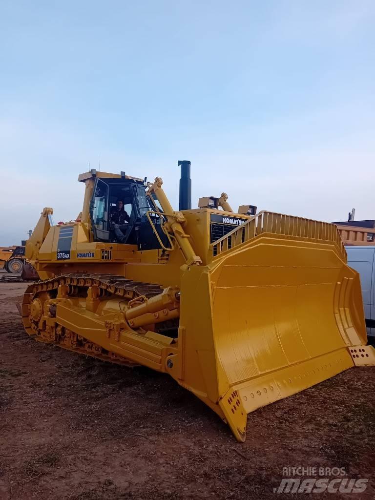 Komatsu D375AX Buldozere pe senile