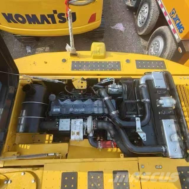 Komatsu PC 210 LC Excavatoare pe șenile
