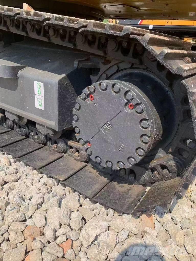 Komatsu PC 210 LC Excavatoare pe șenile
