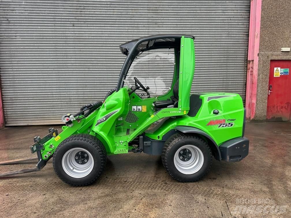 Avant 755 i Mini incarcatoare