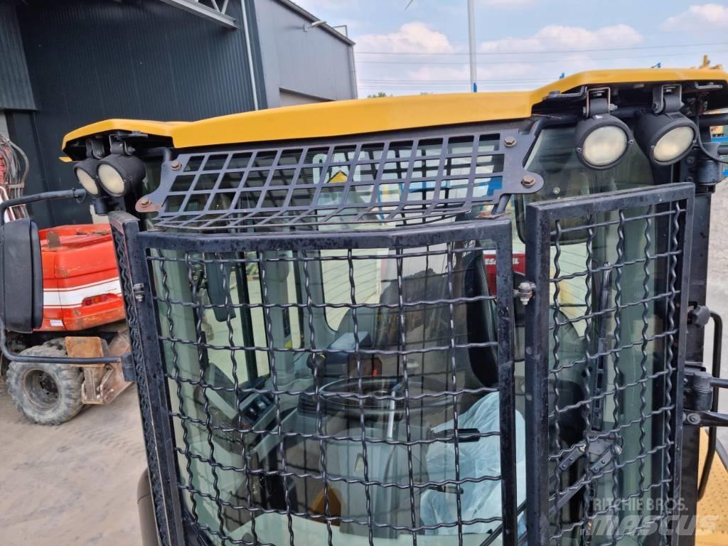 CAT 938K / 938M Cabine si interior