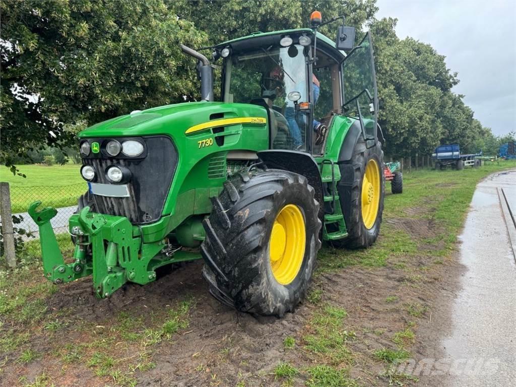 John Deere 7730 Tractoare
